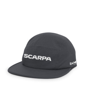 5-PANEL TRAIL HAT BLACK WHITE